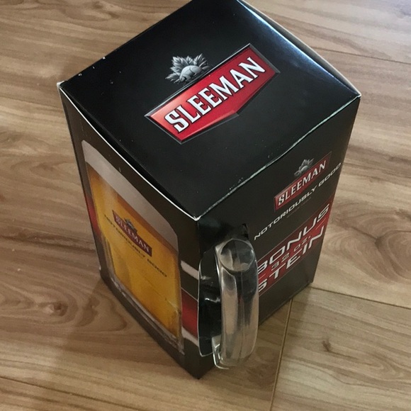 32oz New in the Box Sleeman Stein - Picture 3 of 3